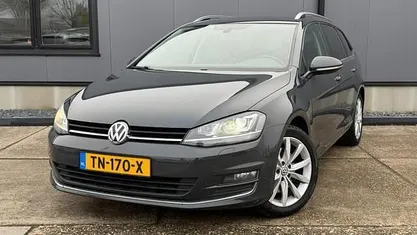 Grijs Gebruikt 2016 VW Golf VII Highline Stationwagen | € 11.690 (Eerlijke prijs)