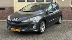 Grijs, metallic lak Gebruikt 2011 Peugeot 308 Signature Sky Stationwagen | € 2.950 (Eerlijke prijs)