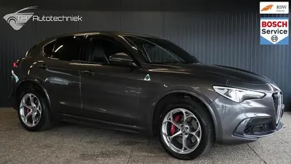 Occasion Alfa Romeo Stelvio Quadrifoglio 510 PK (375 kW) 2018 Grijs (metallic) SUV