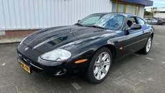 Zwart Gebruikt 1999 Jaguar XK8 Coupé | € 9.990 (Eerlijke prijs)