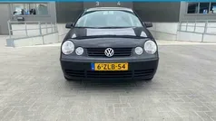 Zwart Gebruikt 2003 VW Polo Hatchback | € 1.950 (Eerlijke prijs)