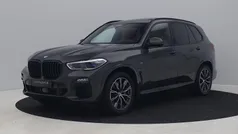 Grijs Gebruikt 2021 BMW X5 Executive SUV | € 64.500 (Eerlijke prijs)
