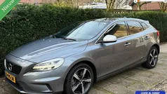 Gebruikt 2019 Volvo V40 R-Design Hatchback | € 15.750 (Eerlijke prijs)