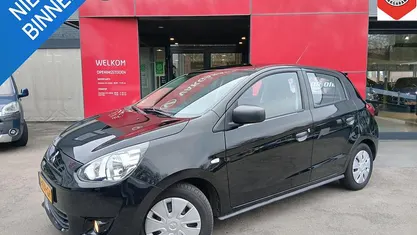 Occasion Mitsubishi Space Star Intense 2021 Zwart Hatchback