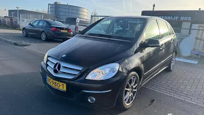 Occasion 2009 Mercedes B180 Business MPV | € 1.999 (Goede deal)