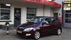 Rood Gebruikt 2011 Skoda Fabia Ambition Hatchback | € 4.850 (Eerlijke prijs)