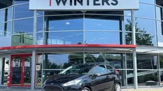 Zwart, metallic lak Gebruikt 2015 Ford Fiesta Style Hatchback | € 8.450 (Eerlijke prijs)