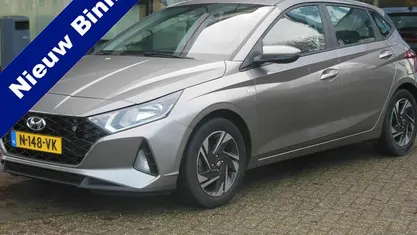 Grijs Occasion 2022 Hyundai i20 Comfort Hatchback | € 16.350 (Eerlijke prijs)