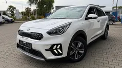 Wit Gebruikt 2020 Kia Niro SUV | € 22.845 (Eerlijke prijs)
