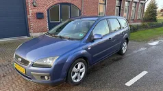 Blauw Gebruikt 2005 Ford Focus Stationwagen | € 1.650