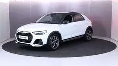 Wit Gebruikt 2023 Audi A1 Advanced Hatchback | € 31.949 (Eerlijke prijs)