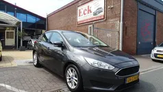 Grijs Gebruikt 2015 Ford Focus Trend Hatchback | € 5.750 (Eerlijke prijs)