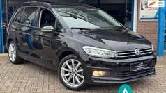 Zwart Gebruikt 2021 VW Touran Comfortline MPV | € 29.950 (Eerlijke prijs)
