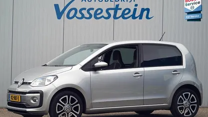 Grijs Occasion 2017 VW up! high up! Hatchback | € 9.950 (Eerlijke prijs)