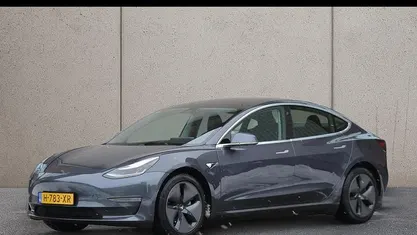 Occasion 2020 Tesla Model 3 Long Range AWD Sedan | € 21.945 (Eerlijke prijs)