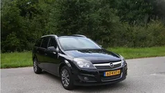 Zwart Gebruikt 2010 Opel Astra Edition Stationwagen | € 2.950 (Goede deal)