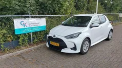 Gebruikt 2022 Toyota Yaris Hybrid Active Hatchback | € 19.950 (Eerlijke prijs)