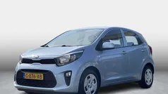 Blauw, metallic lak Gebruikt 2020 Kia Picanto Hatchback | € 9.690 (Eerlijke prijs)