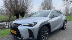 Lexus UX 250h