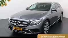 Grijs Gebruikt 2019 Mercedes E220 Avantgarde Stationwagen | € 27.950 (Goede deal)