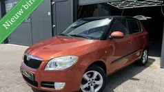 Oranje, metallic lak Gebruikt 2008 Skoda Fabia Sport Hatchback | € 3.750 (Eerlijke prijs)