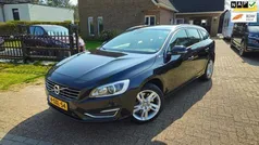 Zwart Gebruikt 2013 Volvo V60 Summum Stationwagen | € 8.350 (Eerlijke prijs)