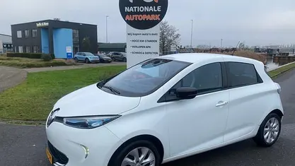 Gebruikt 2015 Renault Zoe Zen Hatchback | € 4.500 (Eerlijke prijs)