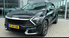 Zwart, metallic lak Gebruikt 2022 Kia Sportage SUV | € 29.995 (Goede deal)