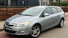 Grijs, metallic lak Gebruikt 2012 Opel Astra Business Edition Stationwagen | € 7.495 (Eerlijke prijs)