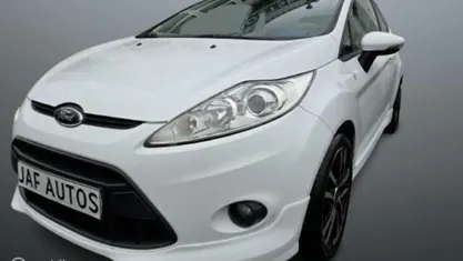 Wit Gebruikt 2009 Ford Fiesta Sport Hatchback | € 4.250 (Eerlijke prijs)