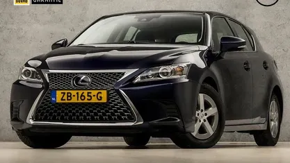 Blauw Occasion 2019 Lexus CT200h Sport Line Hatchback | € 17.945 (Goede deal)