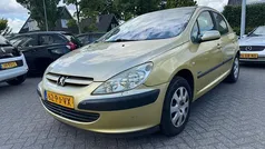 Geel Gebruikt 2004 Peugeot 307 Hatchback | € 999 (Goede deal)
