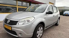 Gebruikt 2009 Dacia Sandero Ambiance Hatchback | € 1.750 (Eerlijke prijs)