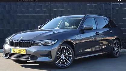Occasion BMW 330 Sport Line 291 PK (214 kW) 2022 Grijs Stationwagen