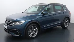 Blauw Gebruikt 2022 VW Tiguan Business+ SUV | € 37.840 (Eerlijke prijs)