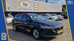 Zwart Gebruikt 2022 Ford Focus Stationwagen | € 16.000 (Goede deal)