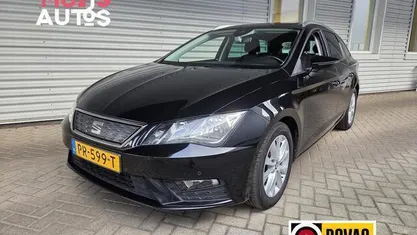 Zwart, metallic lak Occasion 2017 Seat Leon ST Business Stationwagen | € 10.995 (Eerlijke prijs)