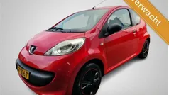 Rood Gebruikt 2007 Peugeot 107 Hatchback | € 1.750 (Eerlijke prijs)