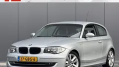 Grijs, metallic lak Gebruikt 2008 BMW 118 Executive Hatchback | € 7.448 (Eerlijke prijs)