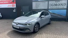 Zwart Gebruikt 2022 VW Golf VIII Active Hatchback | € 28.950 (Eerlijke prijs)