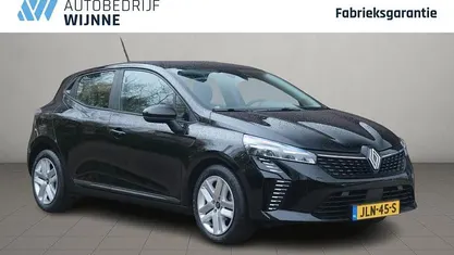 Gebruikt 2025 Renault Clio V Evolution Hatchback | € 18.930 (Eerlijke prijs)
