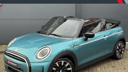 Groen Occasion 2023 Mini John Cooper Works Cabriolet Cabriolet | € 29.830 (Goede deal)
