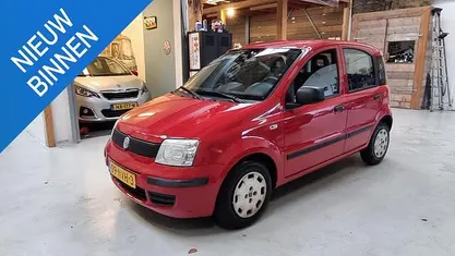 Rood Occasion 2010 Fiat Panda Active Hatchback | € 2.750 (Eerlijke prijs)