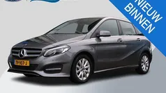 Grijs Gebruikt 2018 Mercedes B180 Ambition MPV | € 17.900 (Eerlijke prijs)