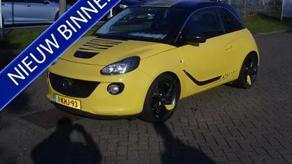 Geel Gebruikt 2013 Opel Adam Glam Hatchback | € 7.500 (Eerlijke prijs)