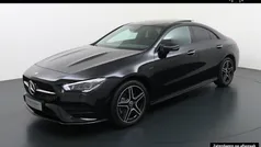 Zwart Gebruikt 2021 Mercedes CLA250e AMG Sedan | € 37.850 (Eerlijke prijs)