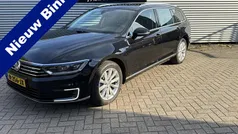 Zwart Gebruikt 2018 VW Passat Highline Stationwagen | € 16.950 (Eerlijke prijs)