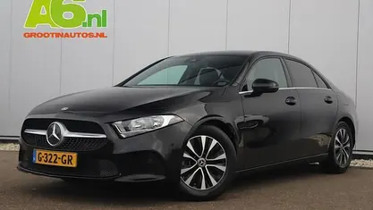 Zwart Gebruikt 2019 Mercedes A180 Business Sedan | € 20.999 (Goede deal)