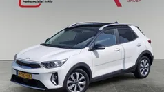 Gebruikt 2022 Kia Stonic SUV | € 18.945 (Eerlijke prijs)