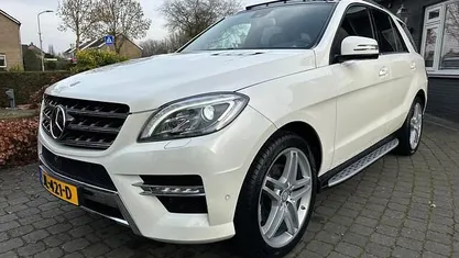 Wit (metallic) Gebruikt 2015 Mercedes 350 AMG SUV | € 29.950 (Eerlijke prijs)